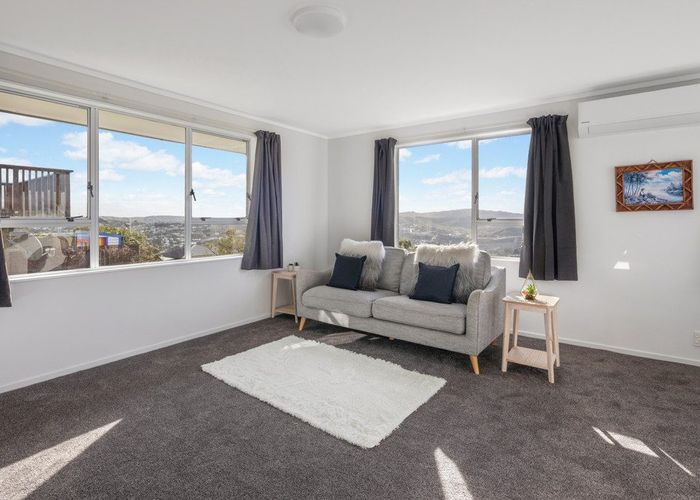  at 63 Ruskin Road, Newlands, Wellington