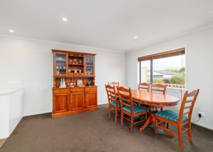  at 132 Baker Street, New Brighton, Christchurch City, Canterbury