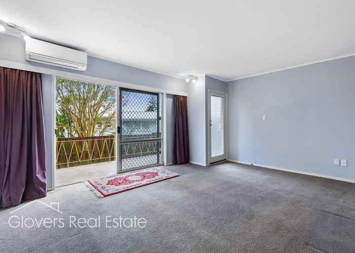  at 2/27 Poinsettia Place, Henderson, Auckland