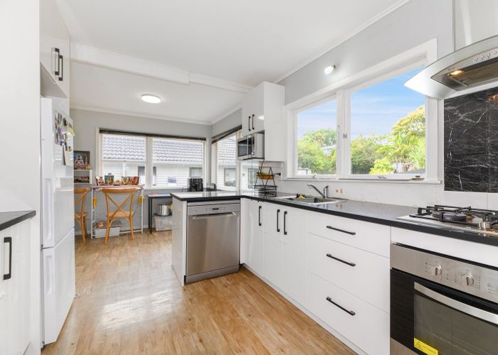  at 71 Dundale Avenue, Blockhouse Bay, Auckland City, Auckland