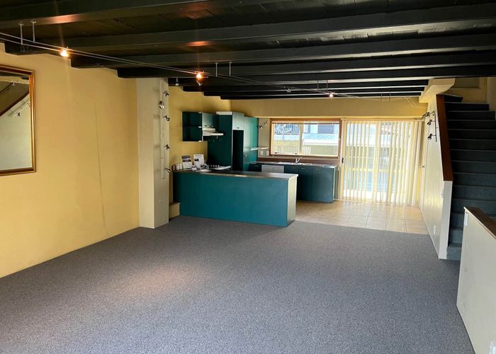  at 12 Captain Scott Road, Glen Eden, Waitakere City, Auckland