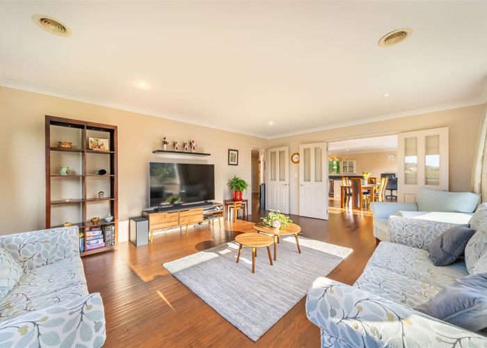  at 12 Dusky Crescent, Aotea, Porirua