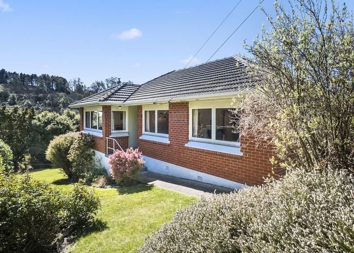  at 98 Brockville Road, Glenross, Dunedin