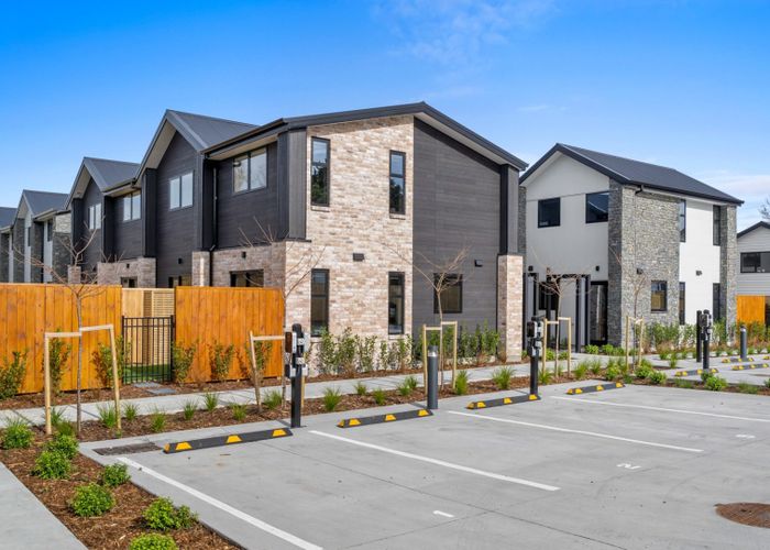  at 16/10 Fathom Place, Te Atatu Peninsula, Auckland