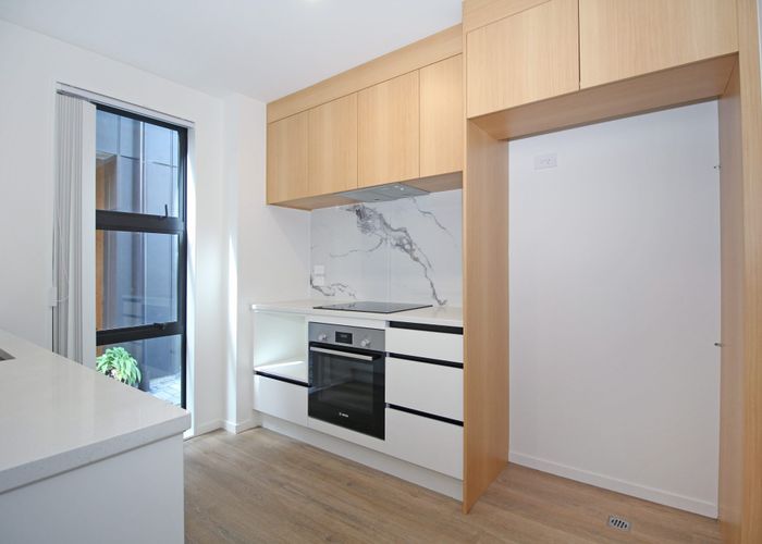  at 29 Glennandrew Drive, Half Moon Bay, Manukau City, Auckland