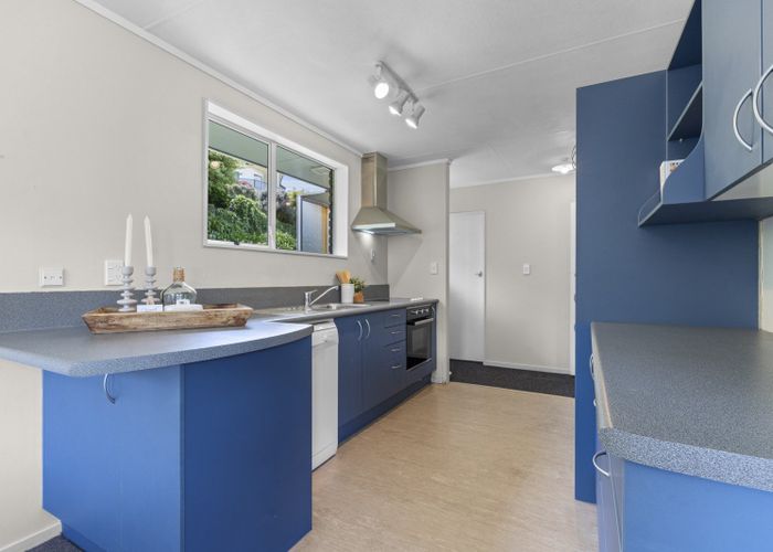  at 15 Rossiter Crescent, Lynmouth, New Plymouth, Taranaki