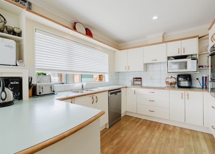  at 6 Ada Place, Fairview Downs, Hamilton, Waikato