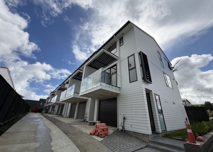  at Lot 2/20 Ayr Road, Pakuranga, Manukau City, Auckland