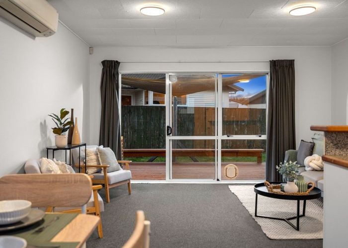  at 6 Augustus Earl Place, Pukehangi, Rotorua, Bay Of Plenty