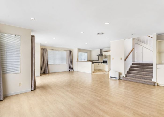  at 2/17 Maungarei Road, Remuera, Auckland City, Auckland