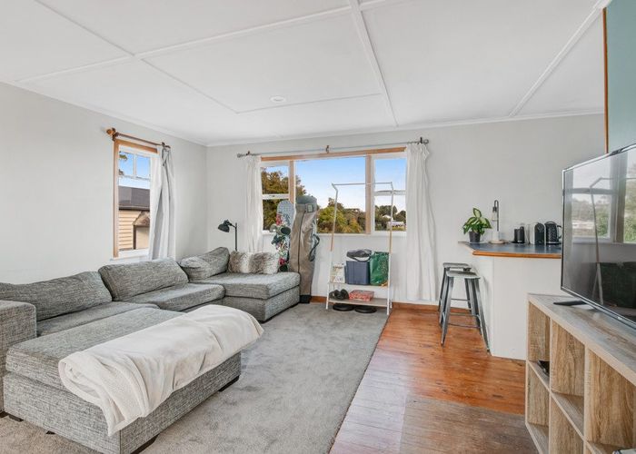  at 61 Vipond Road, Stanmore Bay, Whangaparaoa
