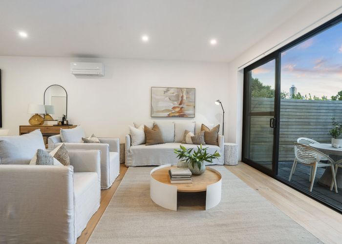  at 2/78 Orakei Road, Remuera, Auckland