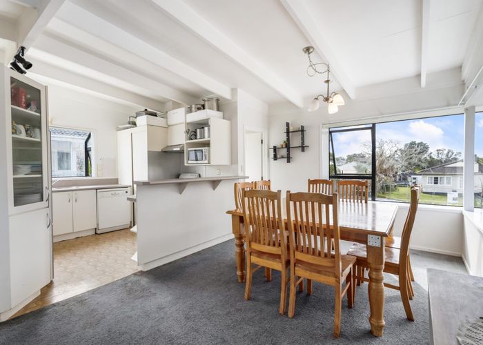  at 4 Ocean View Road, Weymouth, Manukau City, Auckland