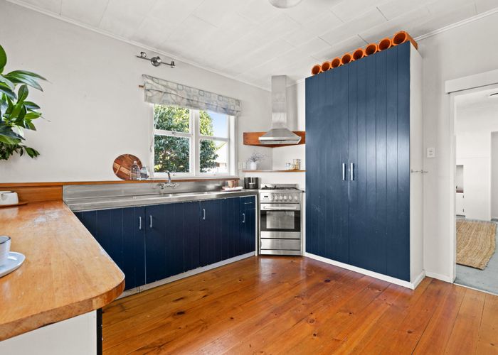  at 112 Davis Street, Saint Leonards, Hastings, Hawke's Bay