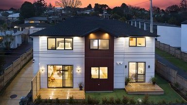  at 92 Godley Road, Green Bay, Auckland