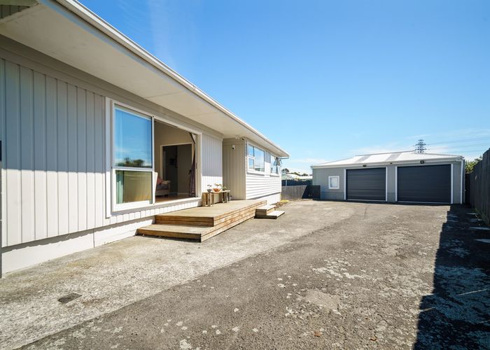  at 22 Simons Street, Moturoa, New Plymouth