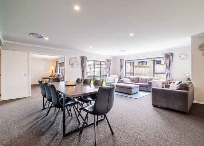  at 75 Pharazyn Street, Feilding, Feilding