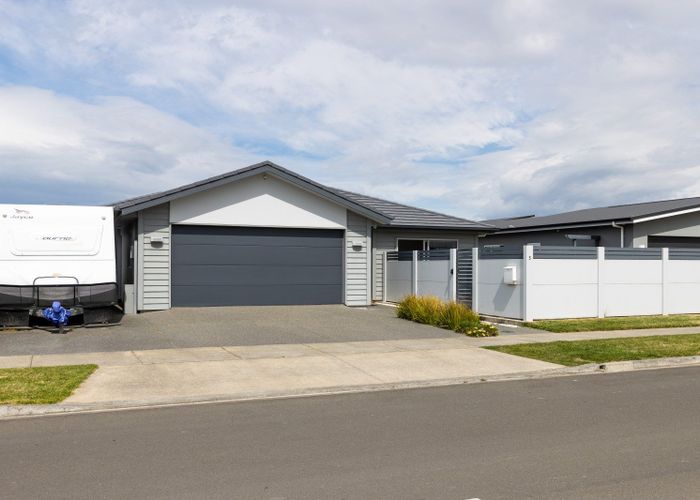  at 5 Hurunui Drive, Te Awa, Napier, Hawke's Bay