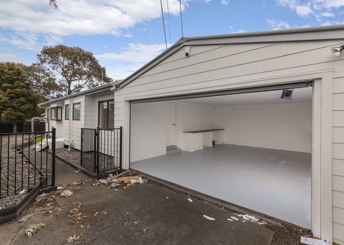  at 1/41 Sabulite Road, Kelston, Auckland