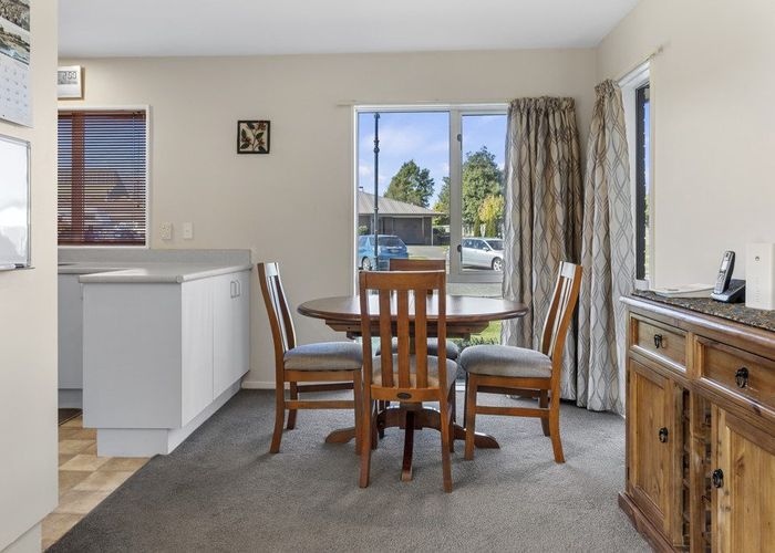  at 5 Oldham Place, Darfield, Darfield