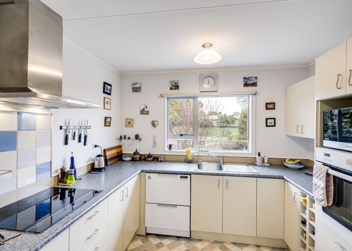  at 233A Grove Road, Mayfair, Hastings