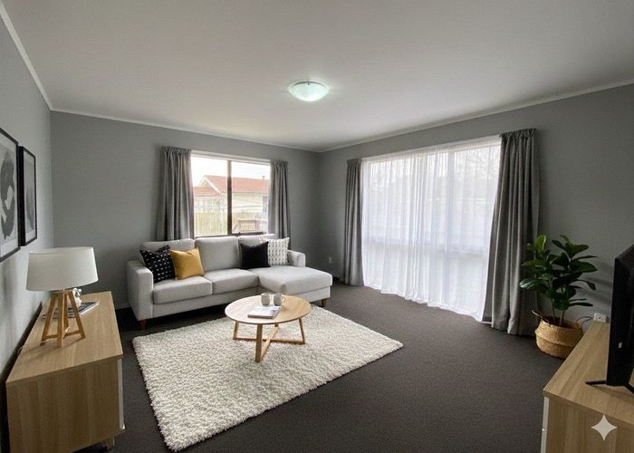  at 2/190 Te Irirangi Drive, Flat Bush, Manukau City, Auckland