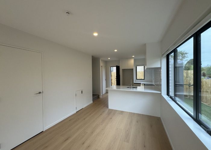  at 9/3 Eskdale Road, Birkdale, North Shore City, Auckland