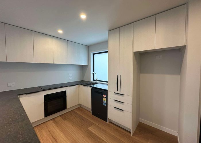  at 36c Oxford crescent, Ebdentown, Upper Hutt, Wellington
