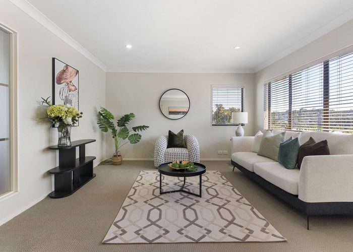  at 12 Valderama Drive, Flat Bush, Manukau City, Auckland