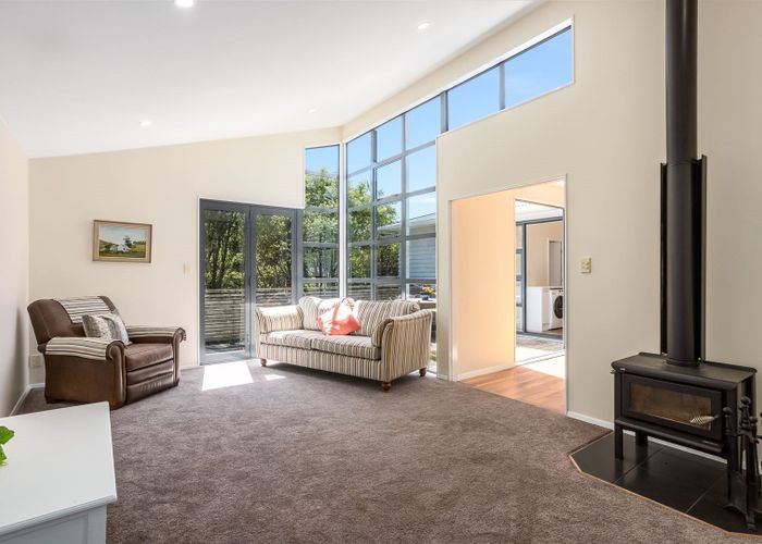 at 8 Muri Road, Pukerua Bay, Porirua