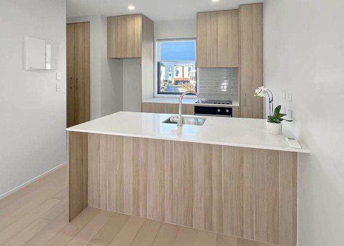  at 11/124 Taylors Road, Mount Albert, Auckland City, Auckland