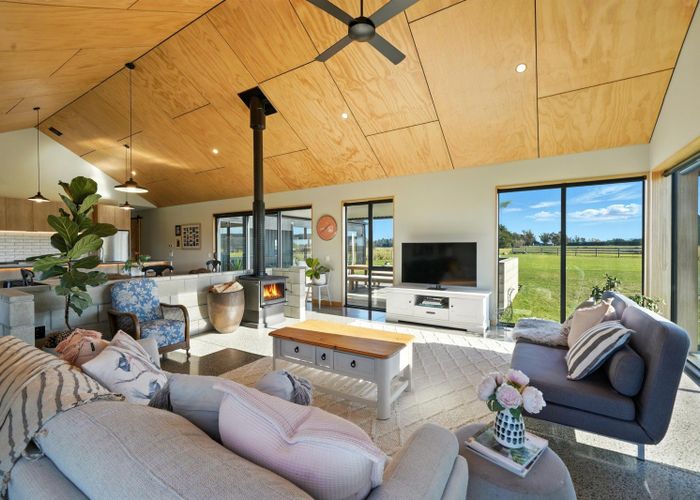  at 235 Kennedys Hill Road, Cust, Rangiora