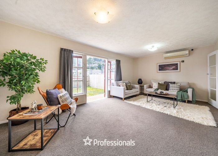  at 98 Wood Street, Wainuiomata, Lower Hutt, Wellington