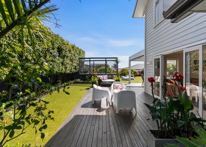  at 6 Piriti Drive, Te Atatu Peninsula, Auckland