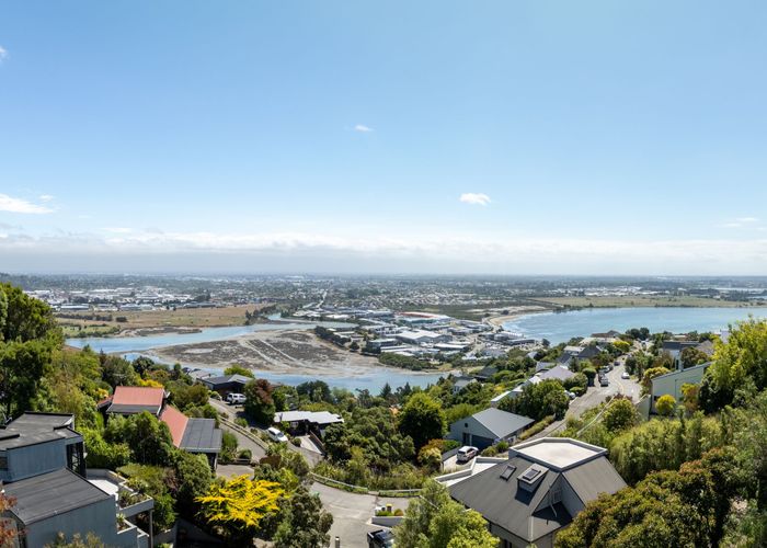  at 245 Cannon Hill Crescent, Mount Pleasant, Christchurch City, Canterbury