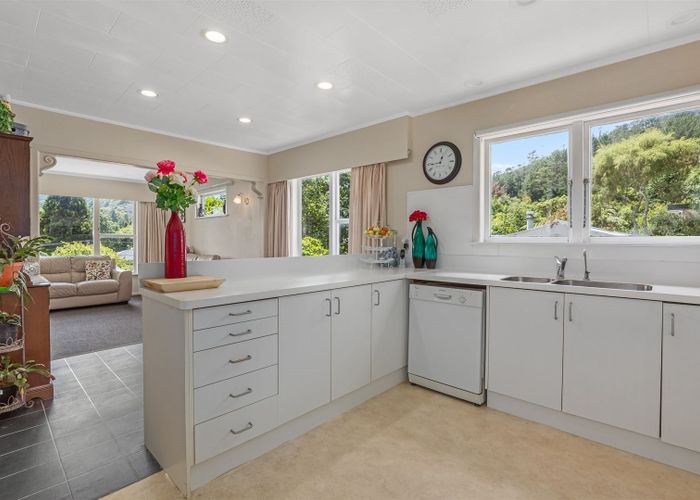  at 8 Hine Road, Wainuiomata, Lower Hutt