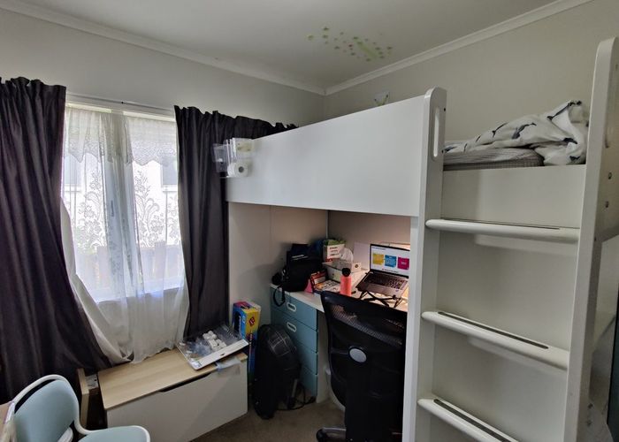  at 1B Exmouth Road, Northcote, North Shore City, Auckland