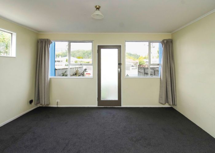  at 8/100 Martin Street, Wallaceville, Upper Hutt, Wellington