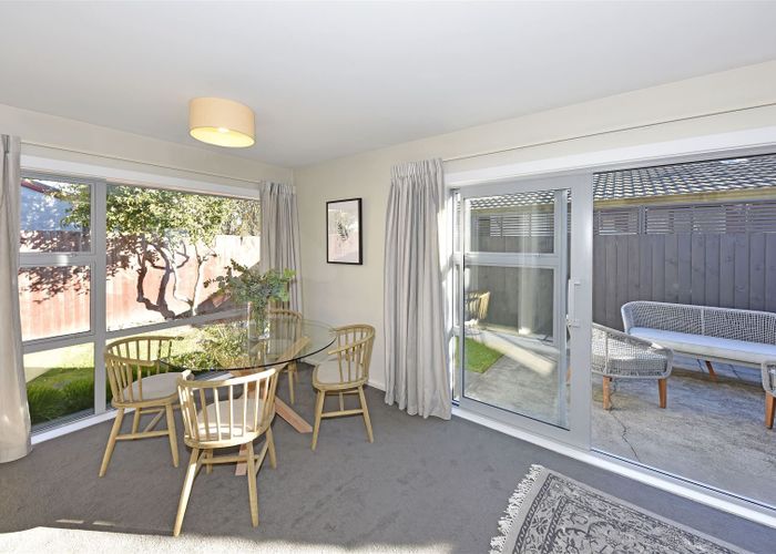  at 2/9A Norfolk Street, St Albans, Christchurch