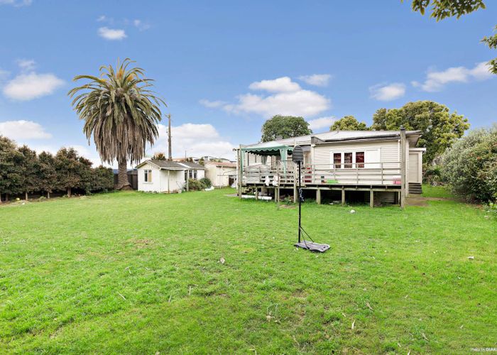  at 27 Mason Avenue, Otahuhu, Auckland