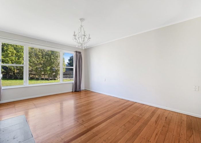  at 2 Dampier Street, Avondale, Auckland City, Auckland