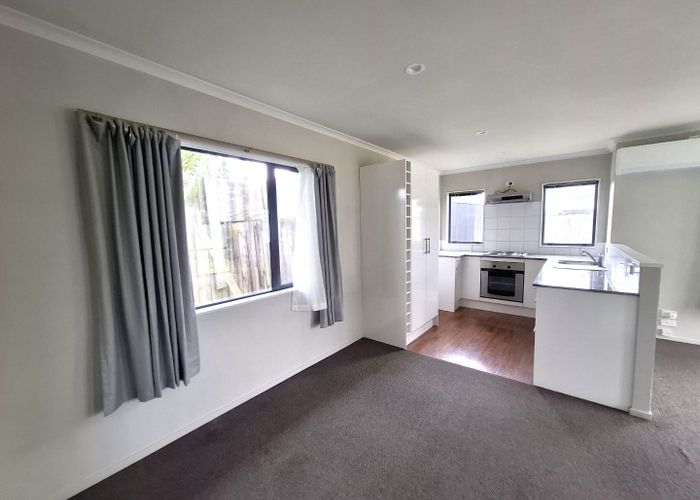  at 1/39 Rewarewa Road, Te Atatu Peninsula, Waitakere City, Auckland