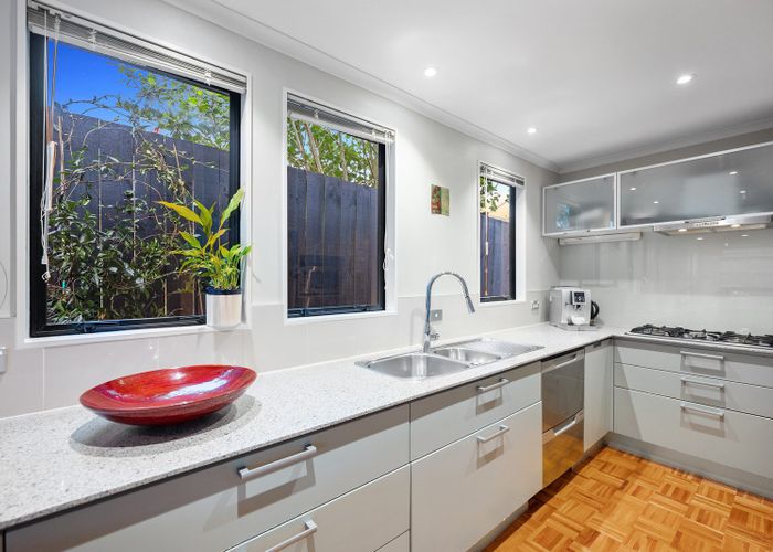  at 39a Alberta Street, Point Chevalier, Auckland City, Auckland