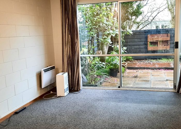 at 2/50 Wellington Street, Freemans Bay, Auckland City, Auckland