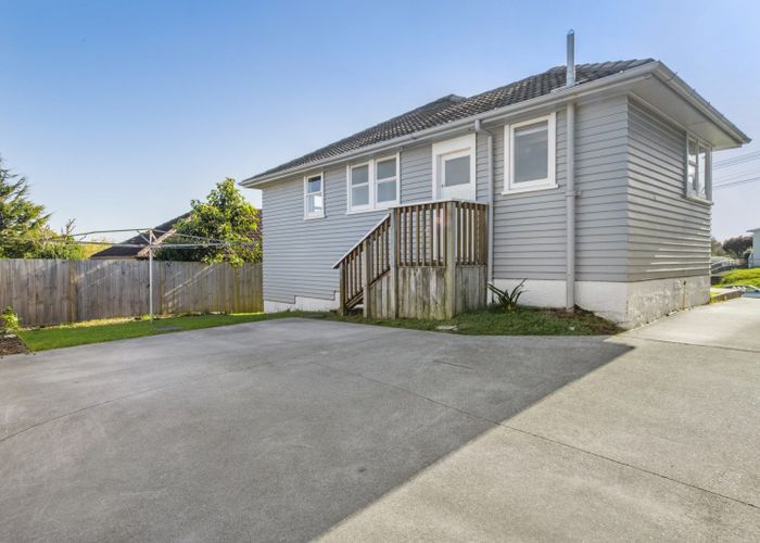  at 9 Baycroft Avenue, Parkvale, Tauranga