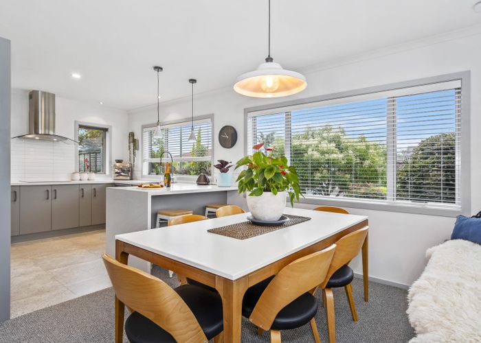  at 7 Oakwood Way, Papamoa Beach, Papamoa
