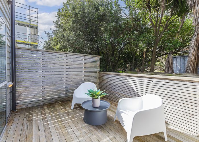  at 1/123 The Parade, Island Bay, Wellington