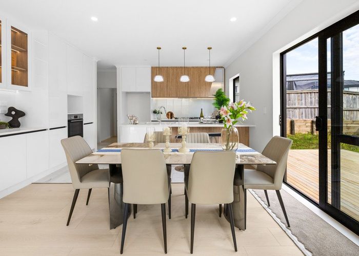  at 32 Tannaghmore Drive, Flat Bush, Manukau City, Auckland