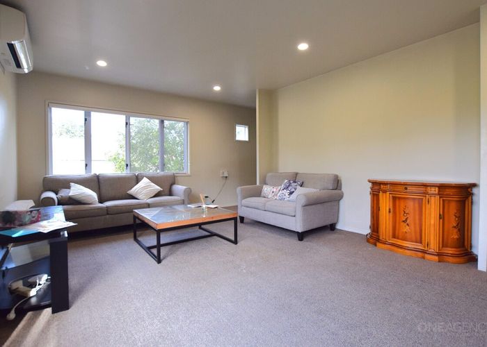  at 29 Winery Way, Henderson, Auckland