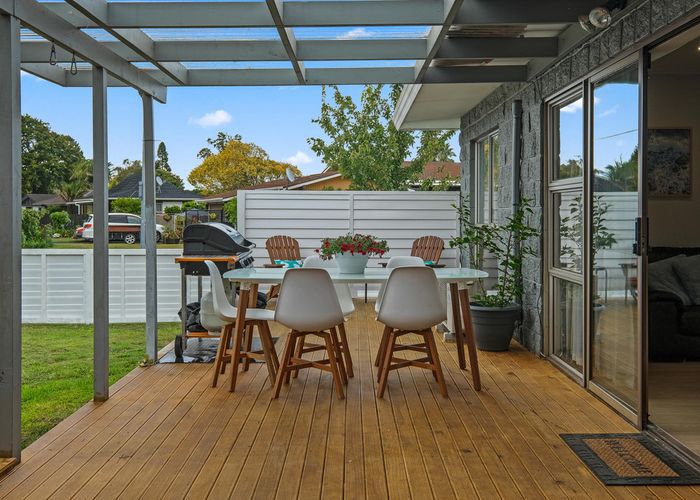  at 2/3 BEAUMARIS WAY, Conifer Grove, Takanini